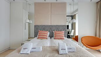 Dom & House - Apartments Chmielna Park