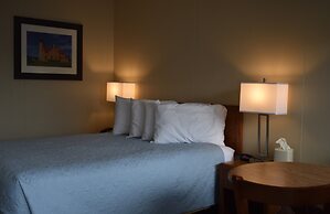 Lighthouse View Motel