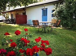 STF Vandrarhem Hagaby Lantgården - Hostel