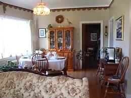 The Nelson House Bed & Breakfast