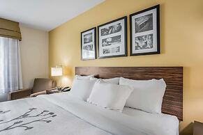 Sleep Inn & Suites