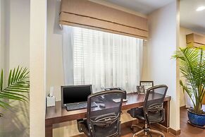 Sleep Inn & Suites