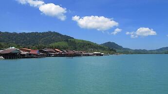 Shine Talay Guesthouse