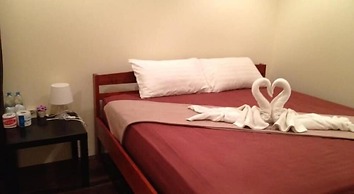 Shine Talay Guesthouse