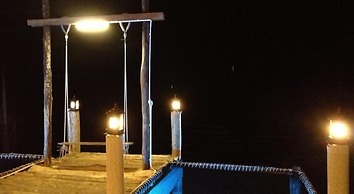 Shine Talay Guesthouse