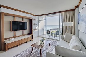 Carillon Miami Wellness Resort