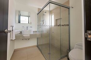 Redwood Villas Extended Stay Zona Industrial