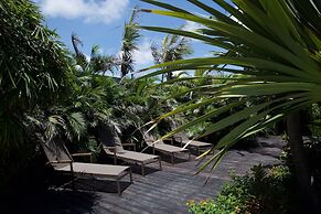 Lara Hotel