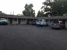 Woodridge Motel