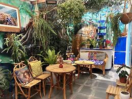 FroGuestHouse