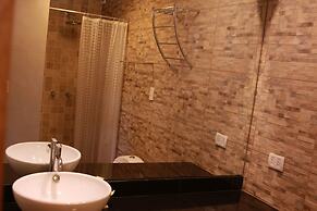 FroGuestHouse