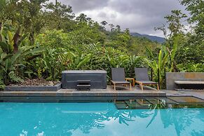 Tifakara Boutique Hotel & Birding Oasis