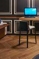 Just Enjoy Business Hotel