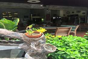 Phangan Barsay Hostel