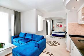 Tropical Deluxe Hotel