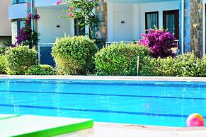 Tropical Deluxe Hotel