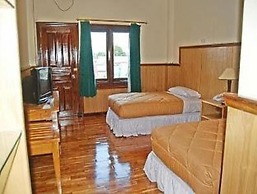 Sylvia Hotel Maumere