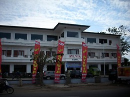 Sylvia Hotel Maumere