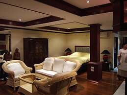 Prince Edouard Apartment & Resort