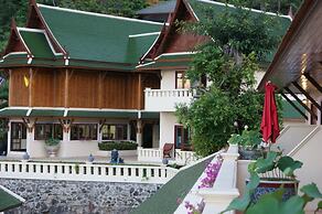 Prince Edouard Apartment & Resort