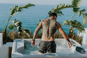 Kahlua Boutique Hotel