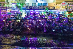 Kahlua Boutique Hotel