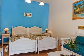 Hovolo Hotel Apartments