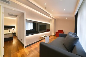 Nish İstanbul Suites