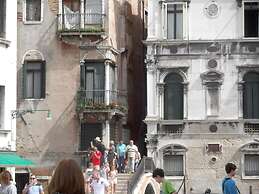 Sweet Venice - rooms & apartments