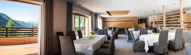La Casies Mountain Living Hotel
