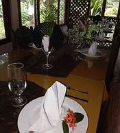 Miss Junies Lodge