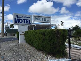Royal Palms Motel