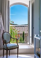 Chateau De Massillan