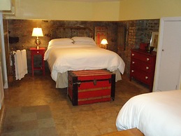 Incentra Village Hotel