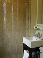 Incentra Village Hotel