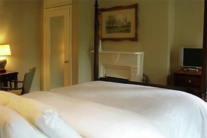 Incentra Village Hotel