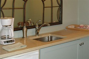 Incentra Village Hotel