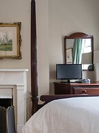 Incentra Village Hotel