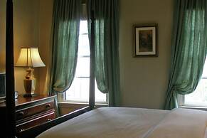 Incentra Village Hotel