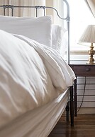 Incentra Village Hotel