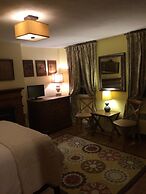 Incentra Village Hotel