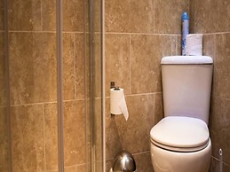 Queen Anne's Guest House