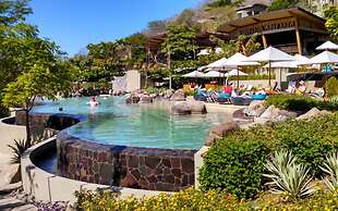 Papagayo Luxury