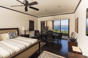Papagayo Luxury