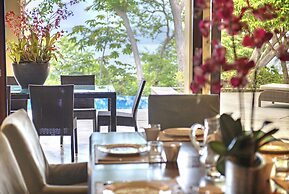 Papagayo Luxury