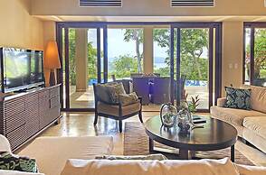 Papagayo Luxury
