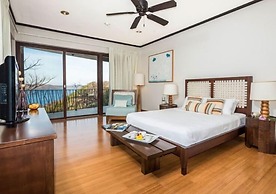 Papagayo Luxury