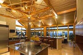 Papagayo Luxury