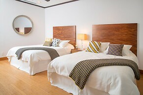 Papagayo Luxury