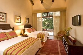 Papagayo Luxury